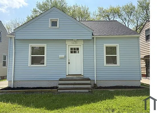 5633 Waterbury Ave