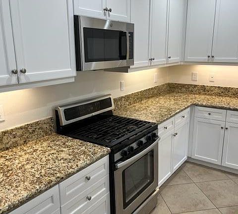 5th image of 1555 Silver Shadow Dr