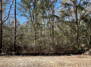 6 Middle Rd S, Leesburg, GA 31763