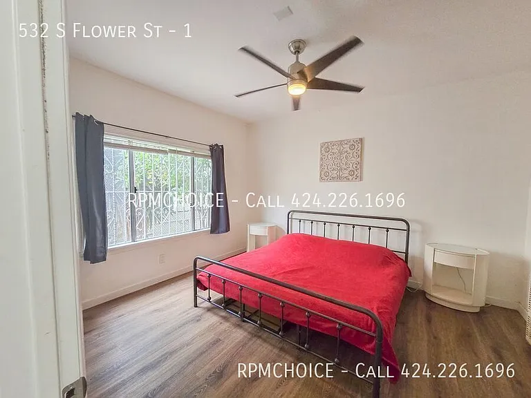 532 S Flower St #1 — Photo 16