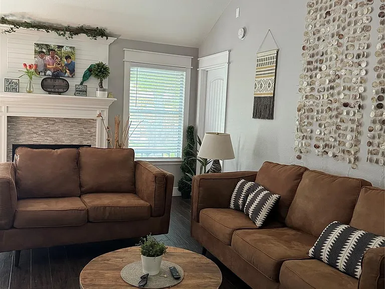 291 Brian Ln — Photo 16