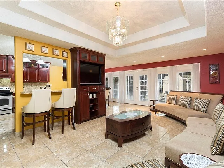 1801 Crown Pointe Blvd — Photo 3