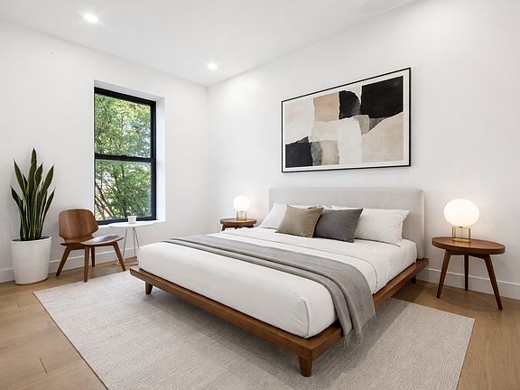 5th image of 1503 8th Ave #5R