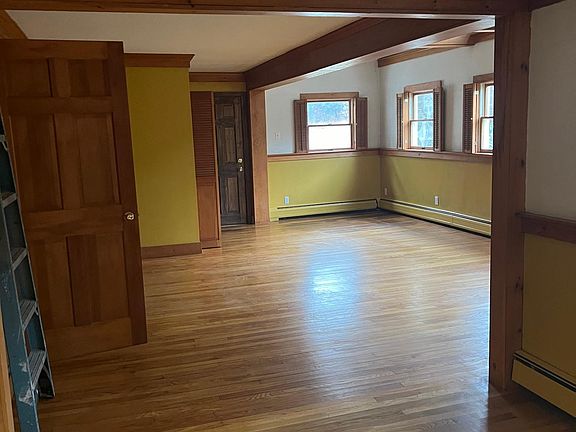 living room, seen from kitchen