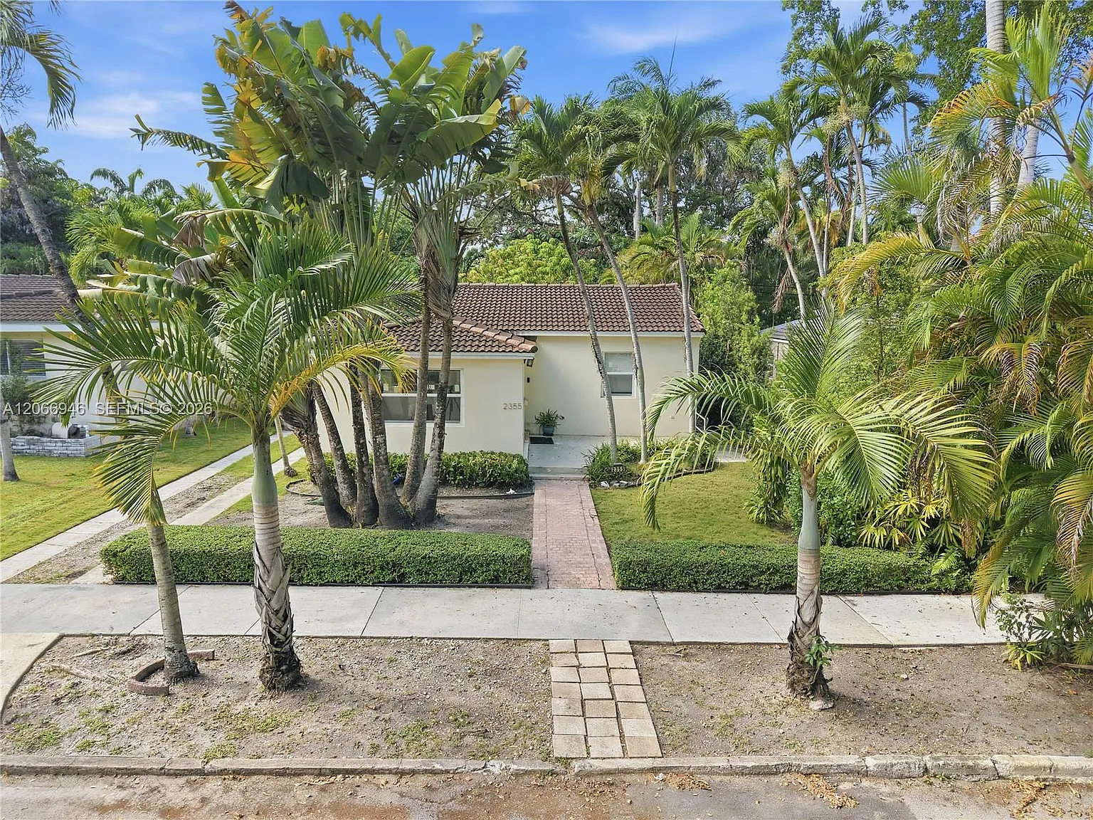 Silver Bluff Est Sec C — Photo 1