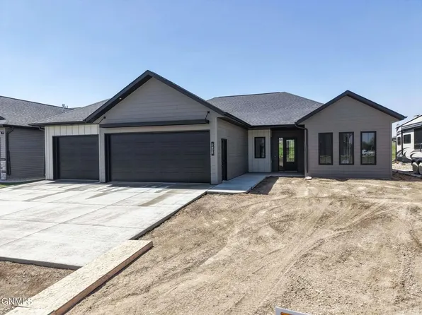 3719 Rutland Dr, Bismarck, ND 58504