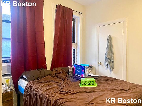 2nd image of 1412 Commonwealth Ave #5E