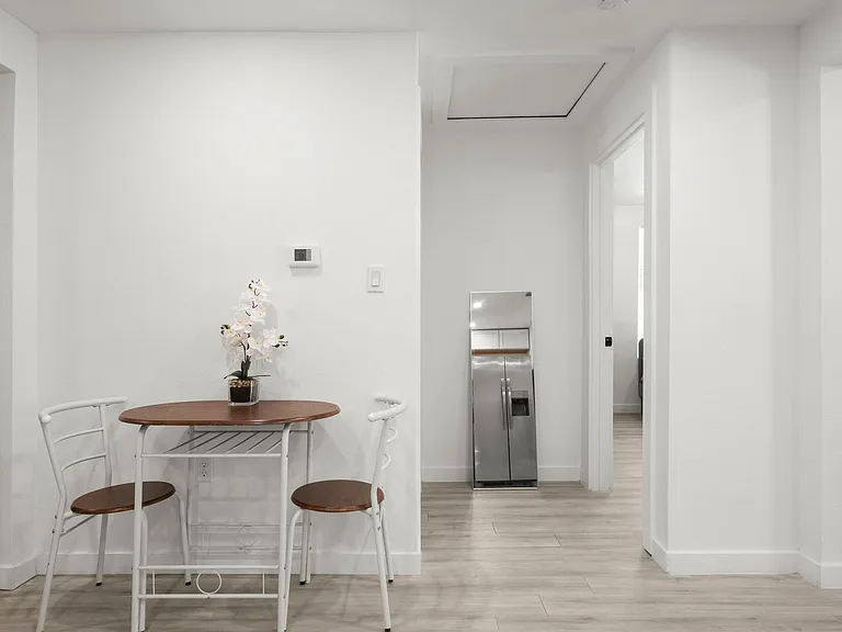45 Anthony St #B — Photo 11