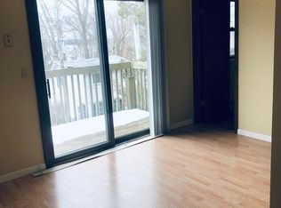 7935 Forest Beach Rd APT 5, Watervliet, MI 49098