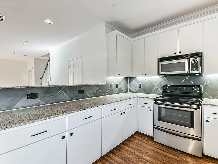 17 Waugh Dr #209 — Photo 16