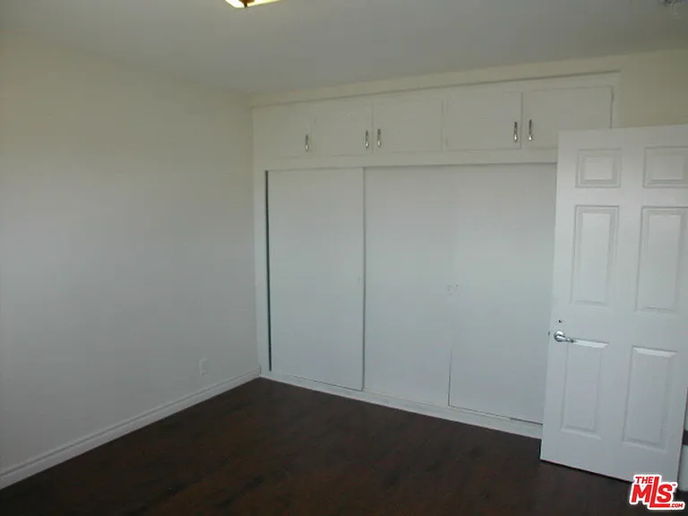 1326 S Ridgeley Dr #6 — Photo 19