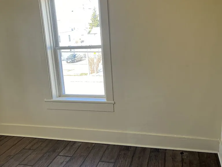 232 N Nash St — Photo 13