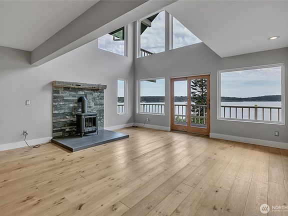 4th image of 2653 NE Fern Glen Road