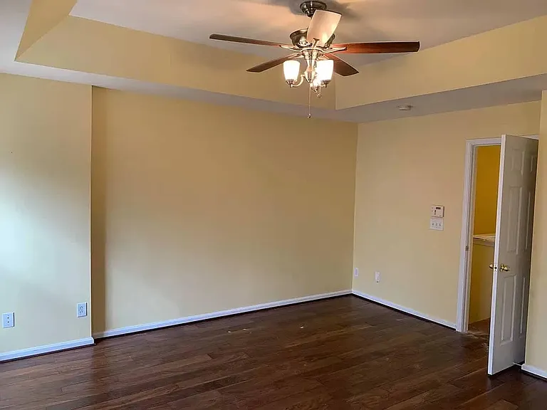 10394 Alexander Martin Ave — Photo 9