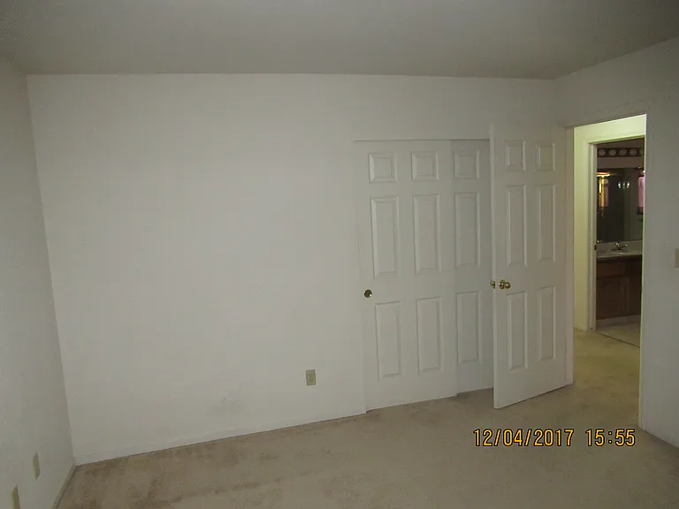 975 Adobe Dr — Photo 8