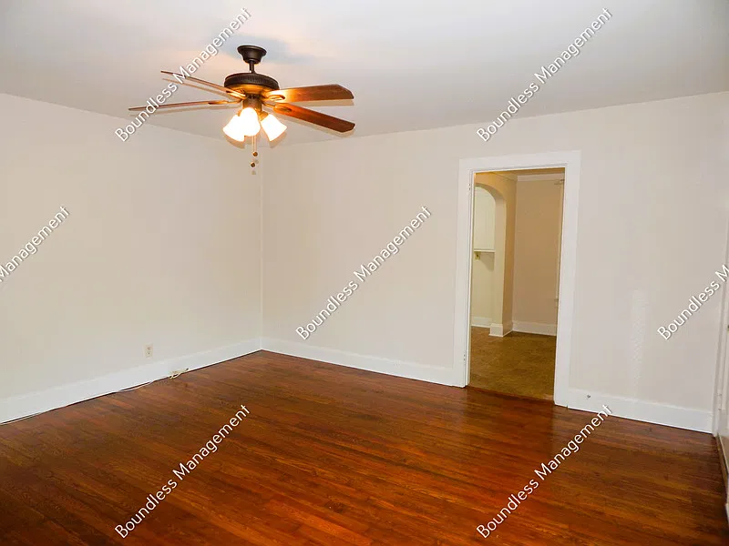 1 bed, 1.0 bath, $1,395 — Photo 4
