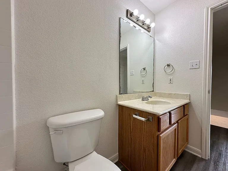 3401 Turner Ave — Photo 20