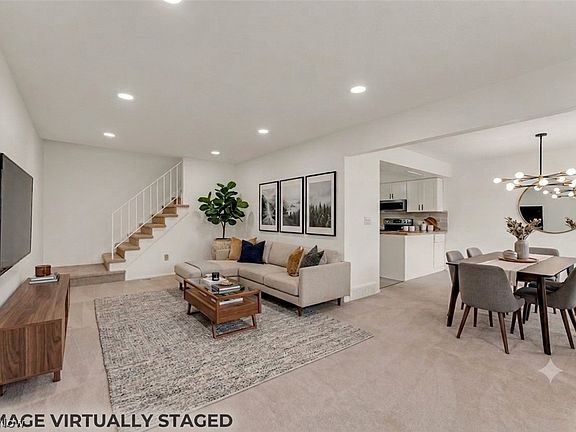 3rd image of 805 Tollis Pkwy