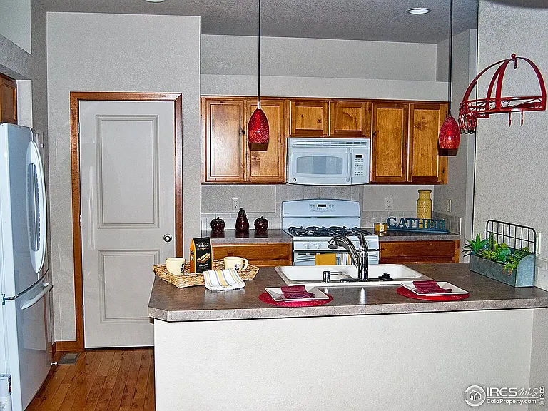 607 Cowan St #C4 — Photo 12