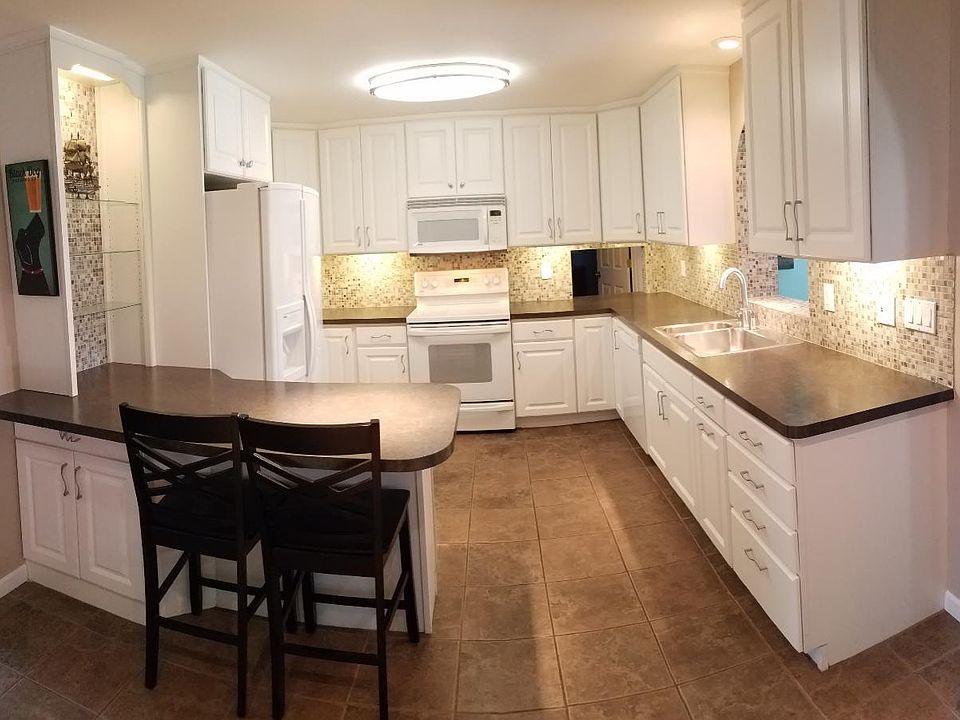 1st image of 2717 Dawn Dr