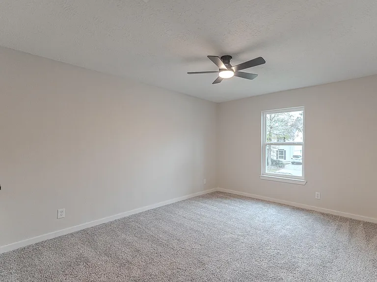 28814 Enchanted Dr — Photo 35