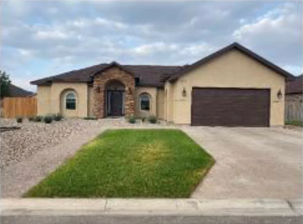Quail Creek Dr, Del Rio — Photo 1