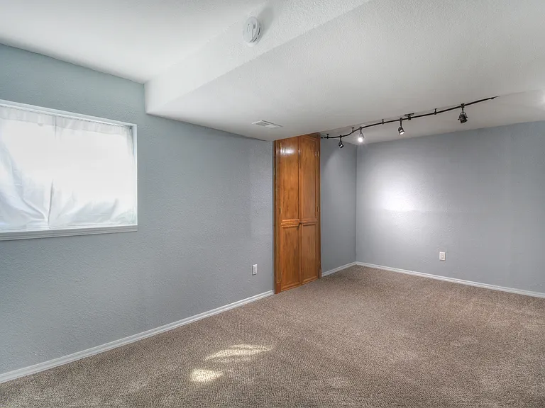 1276 Canoe Creek Dr — Photo 13