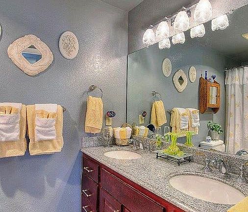 4th image of 701 17th Ave APT 205