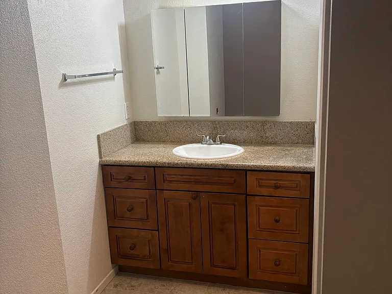 Lily Mar Ln — Photo 17