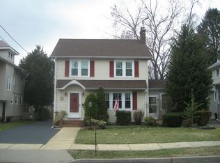 209 Grove St, Somerville, NJ 08876