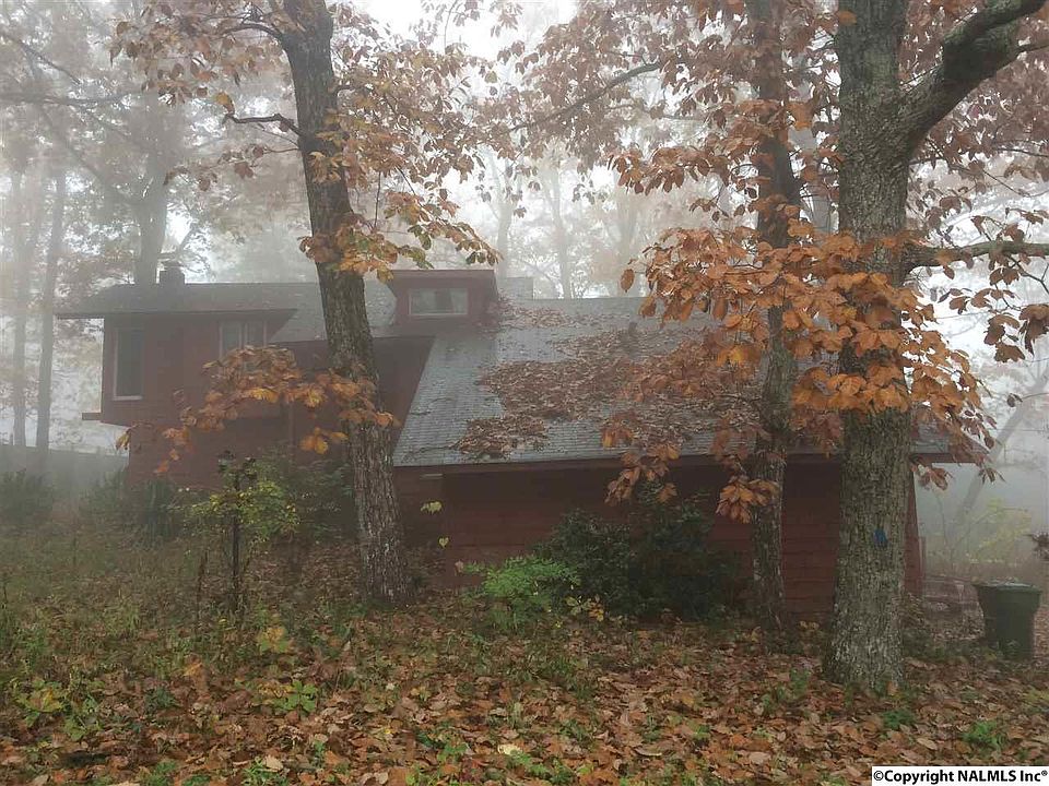 2nd image of 3401 Highland Plz SE