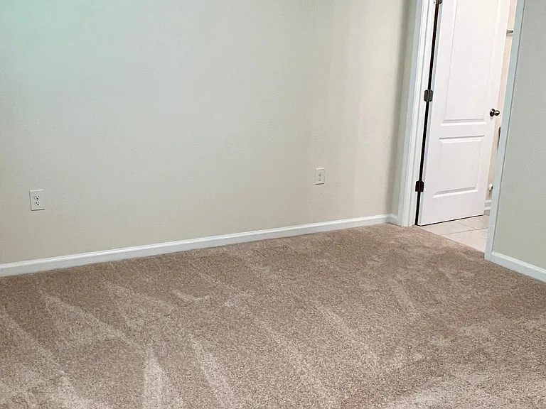 944 Rotary Rd — Photo 11
