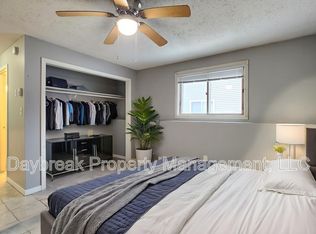 713 30th St N APT 4, Fargo, ND 58102