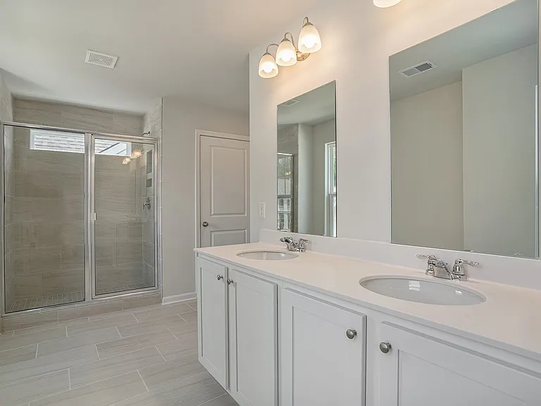 201 Cherry Grove Dr — Photo 20