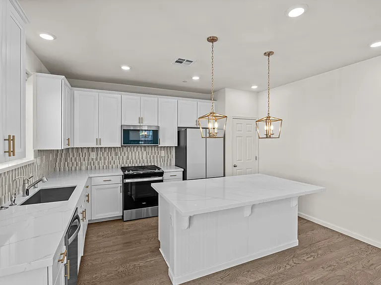 15699 Sierra Mar Rd — Photo 2