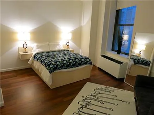 Rented by R New York | media 15