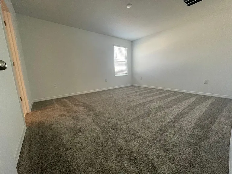 642 Bell Prairie Cir — Photo 15