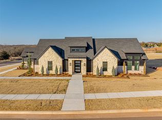 9401 Millstone Ct, Edmond, OK 73034