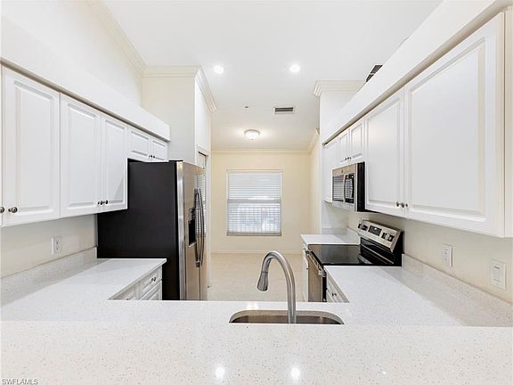 4th image of 20021 Barletta LN #2221