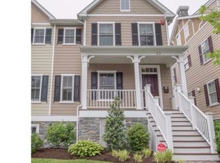 22 Buck Ln, Haverford, PA 19041