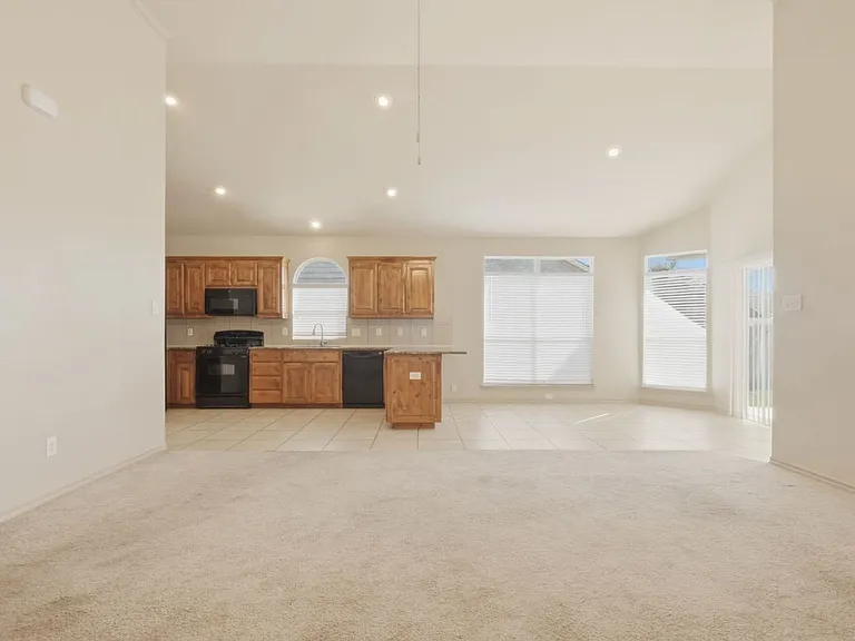 2016 Priscella Dr — Photo 12