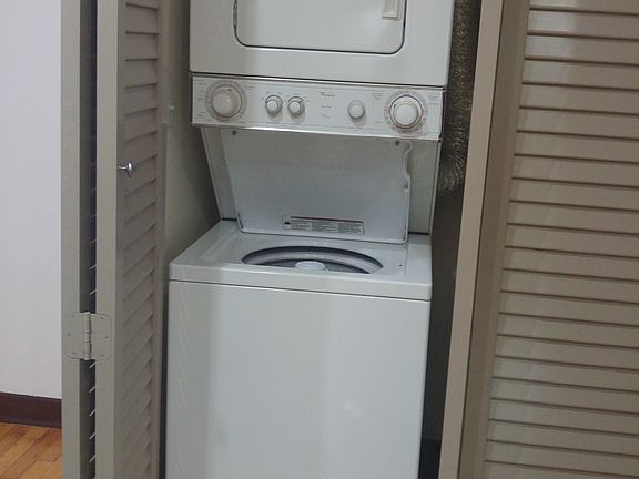 3rd image of 448 W Market St Unit 305
