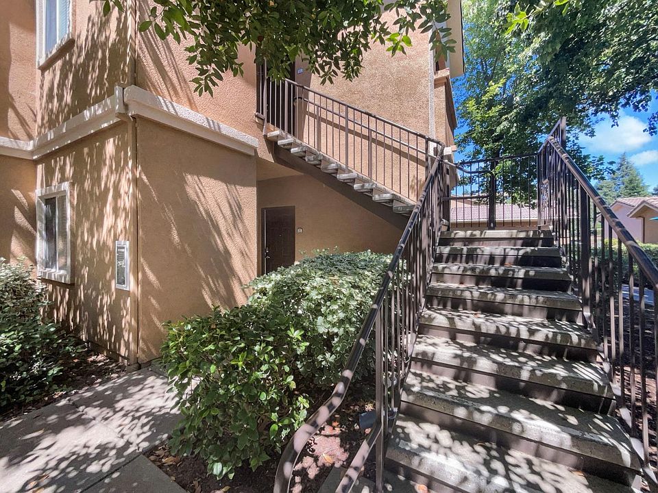 1st image of 501 Gibson Dr APT 1914
