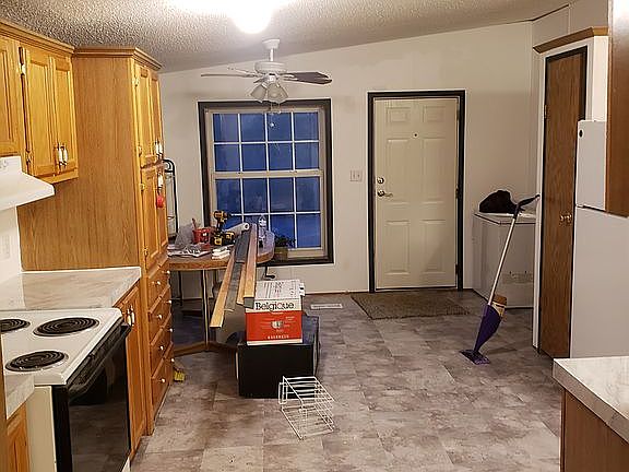 5th image of 40 Lodgewood Dr