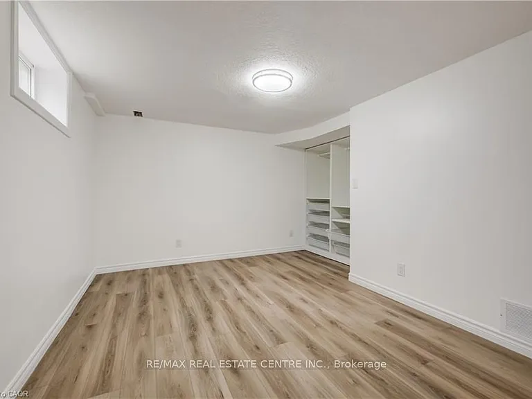 297 Country Hill Dr #B — Photo 8