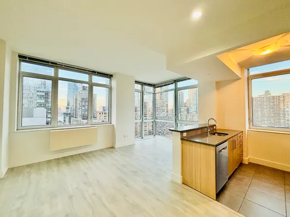 229 W 60th St APT 22N, New York, NY 10023