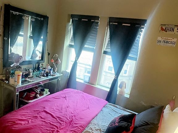 2nd image of 6322 N Richmond St APT 2B