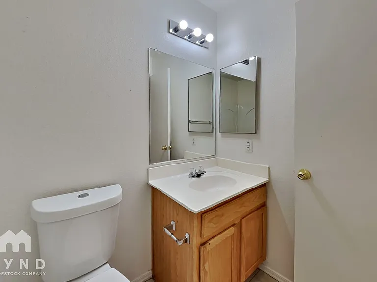 1886 E Cowboy Cove Trl — Photo 11