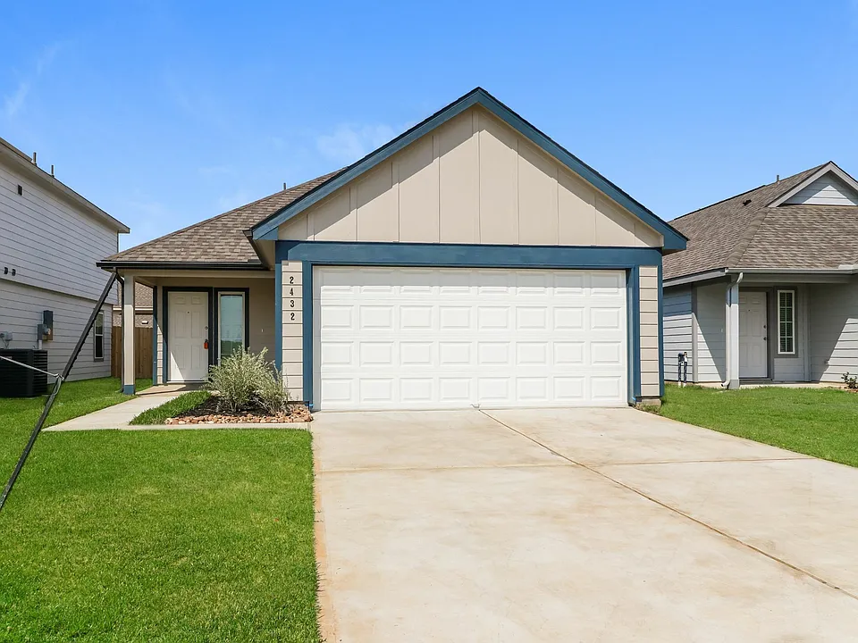 2432 Carp Dr