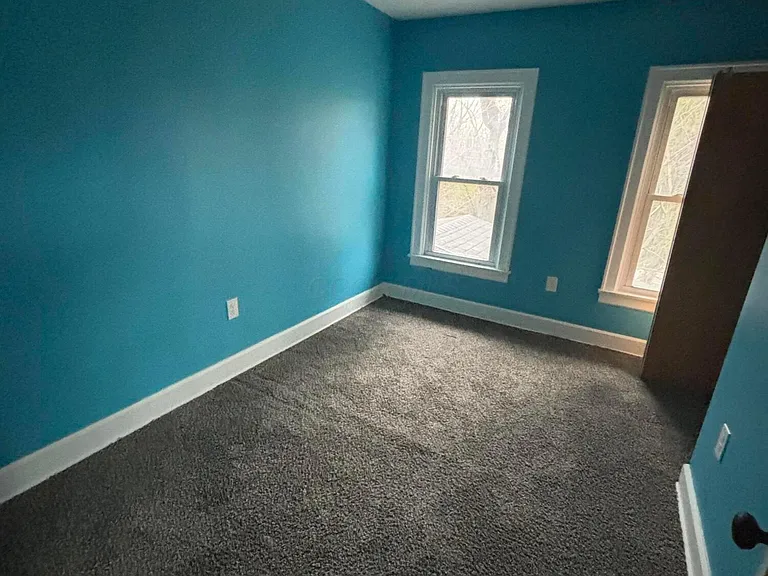 1690 Dyer Rd — Photo 17